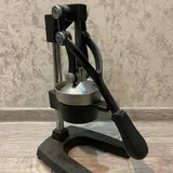 Manual citrus juicer 1