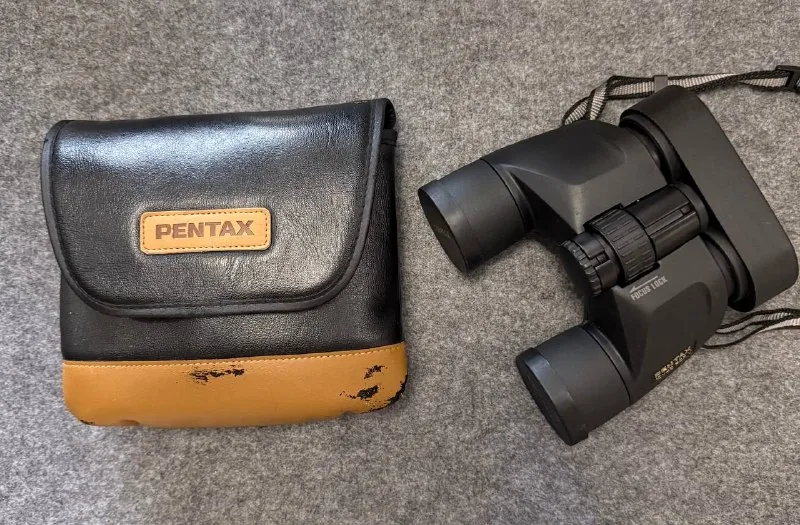 Бинокль Pentax PCF V 10x40 1