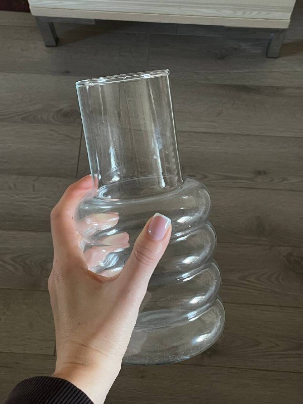 Небольшая ваза English Home 3