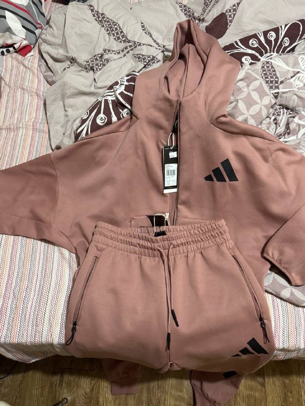 Костюм Adidas пудровый Мужской комплект