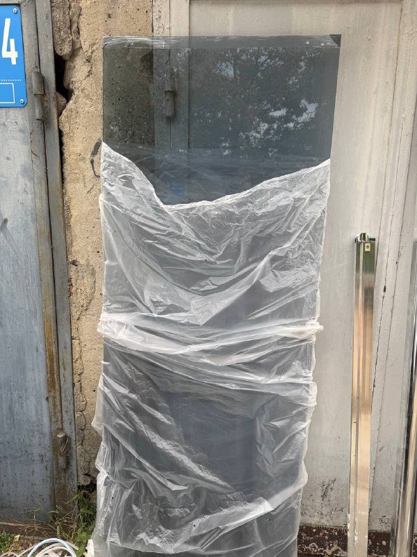 Стеклянная душевая кабина новая