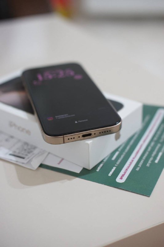 iPhone 16 Pro 128 GB Desert Titanium 3