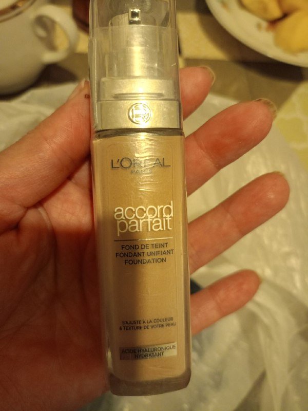 тональные средства, тушь Loreal 7