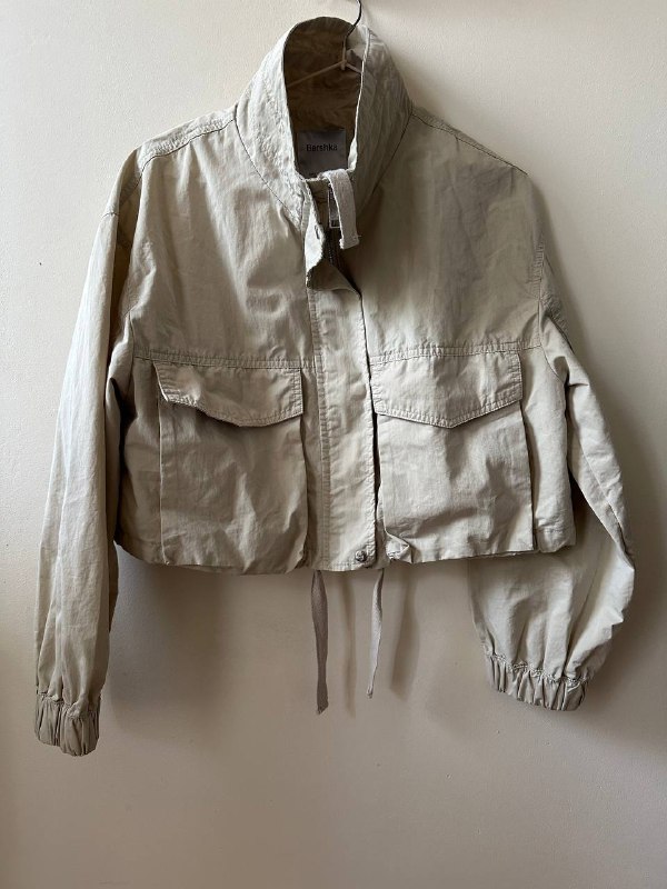 Платье Bershka, Маленькое черное платье, Платье H&M, Куртка Bershka, Боди H&M, Рубашка с принтом, Полупрозрачный лонгслив 4