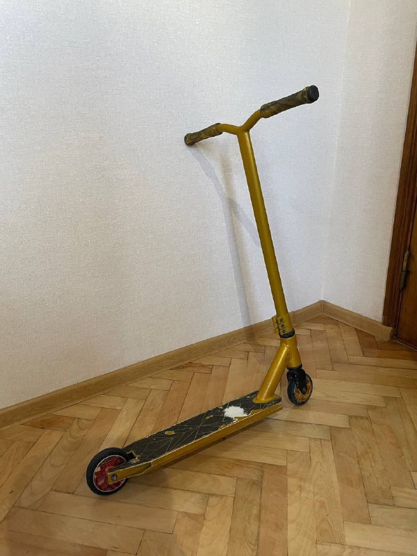 Трюковой самокат в хорошем состоянии 2