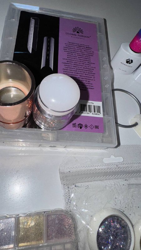 набор для маникюра гель-лаки, глиттер, формы, пленки, слайдеры, пластина для стемпинга 6