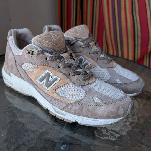 Женские кроссовки New Balance 991