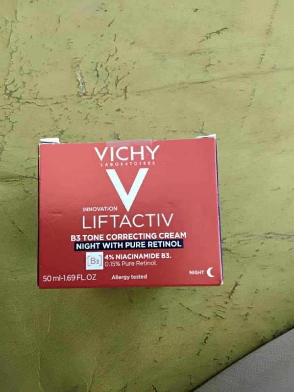 Косметика и электрический триммер для ухода 9