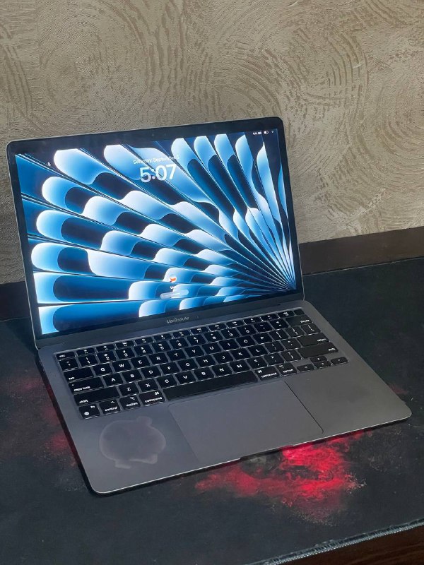 Macbook Air 2020 M1 8GB 86% battery
