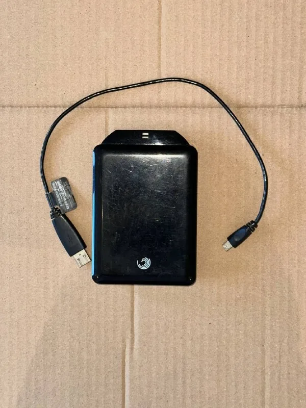 Внешний HDD Seagate, AirPods 3, удлинитель Hama 1