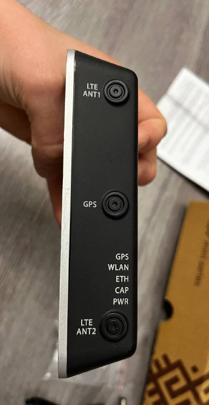 MikroTik LtAP mini R11e-LTE роутер 4