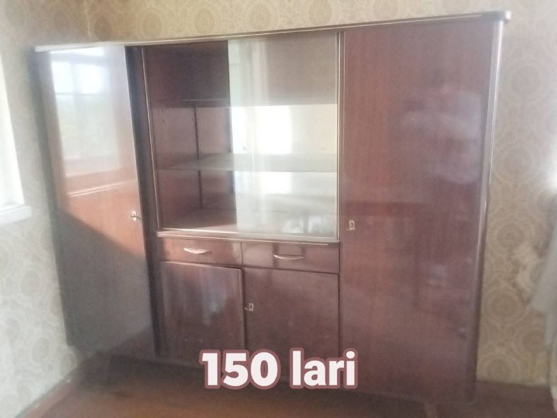 шкафы, стол