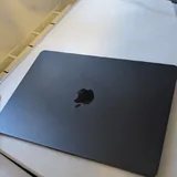 MacBook Air M3 16/512 3