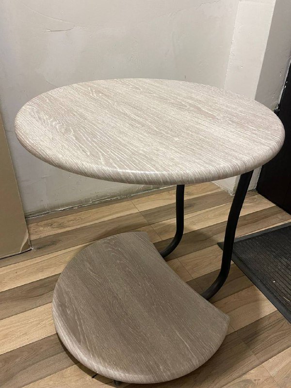 Журнальный приставной столик