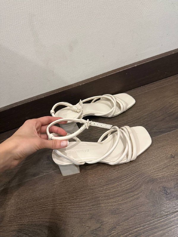 ботинки челси, босоножки, лоферы женские 6