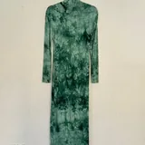 Black dress, green dress, jacket, sweater 3