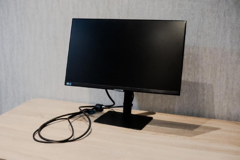 Монитор Samsung S24A600UCI, HDMI кабель