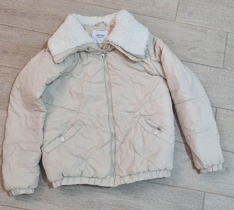 Warm women's jacket, size S 1