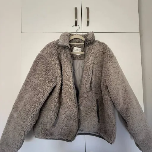 Женская куртка Pull&Bear, размер M