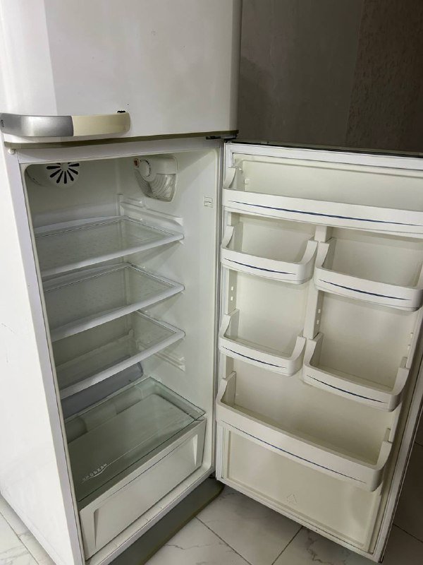 Холодильник 3
