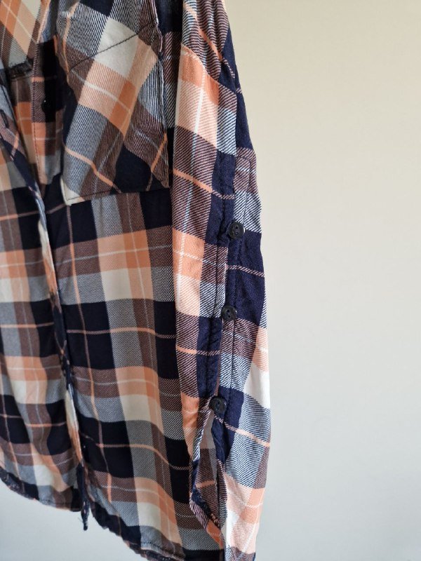 Рубашка Bershka размера S для девушки 2