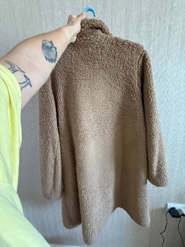 Кожаный жакет Lime, шуба UniClo 7