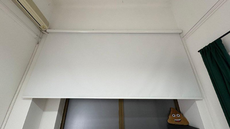 Белая складная ролл-штора экран для проектора