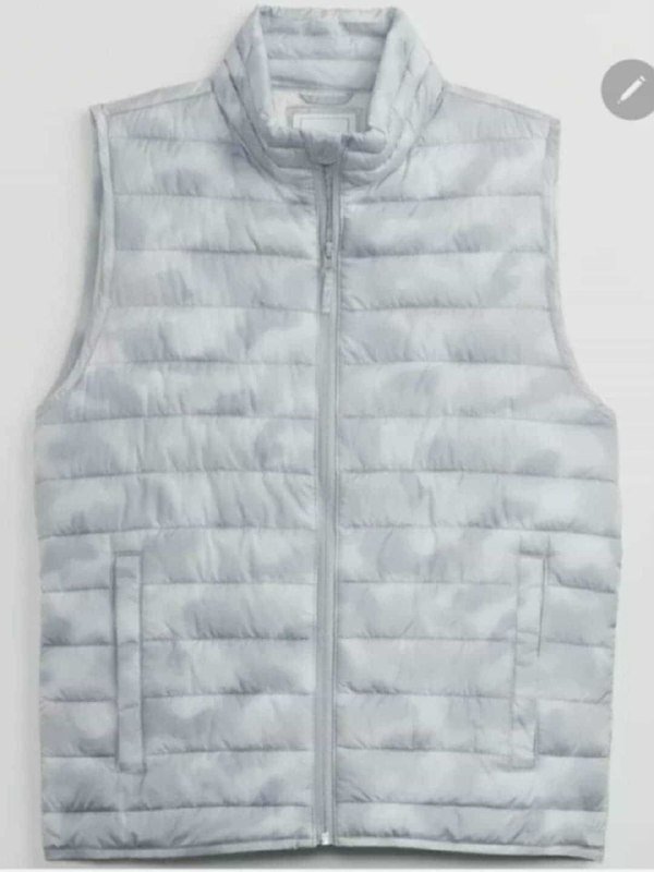 Свитер Tommy, Adidas Hamburg, Джинсы Lee, Джинсы Guess, Анорак Nike, Кроссовки Nike, Куртка Jordan Psg, Жилет Gap, Джинсовая куртка wrangler, Кофта Polo Ralph Lauren 9