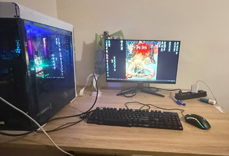Компьютер, монитор Acer, стол, стул, клавиатура, мышь 2