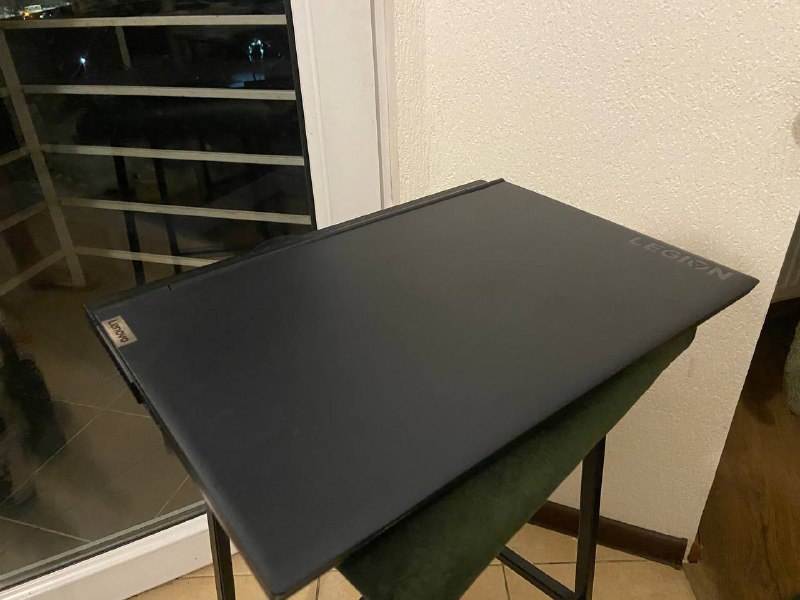 Продам игровой ноутбук Lenovo Legion 17.3 2021 5