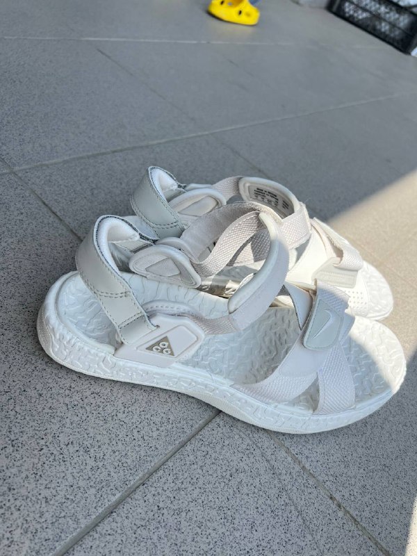 Сандали Nike белые мужские 27 см 1
