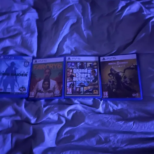 Диски PS5, Tomb Raider, Far Cry 6, GTA V, Mortal Kombat