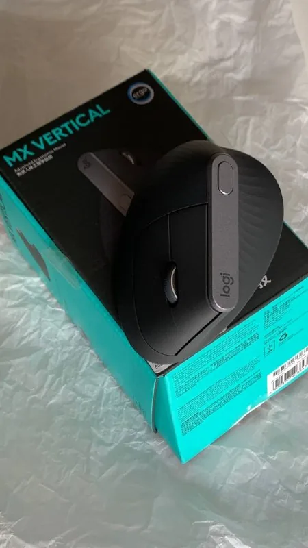 Беспроводная мышь Logitech MX Vertical
