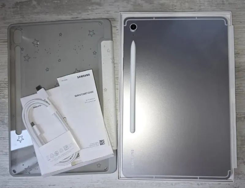 Samsung Galaxy Tab S10 FE 1