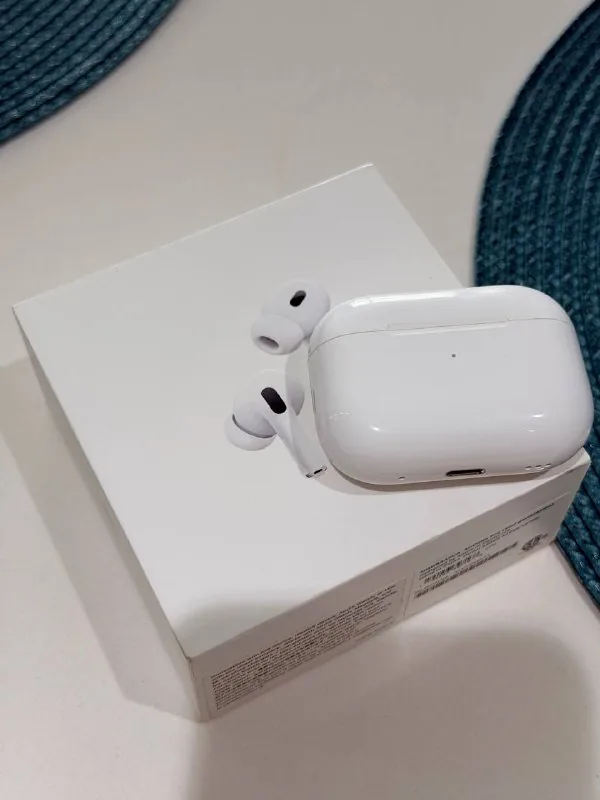 Наушники AirPods Pro 2-го поколения