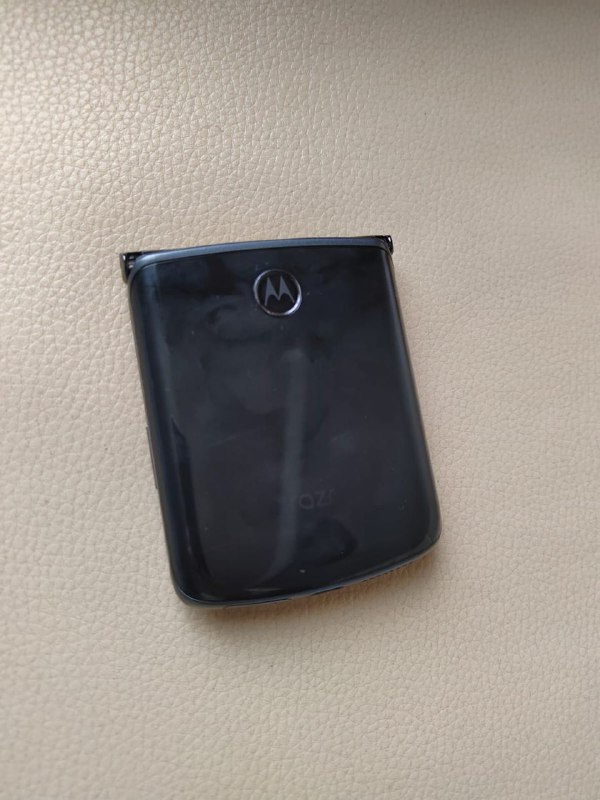 Motorolla Razr-v 256 GB 8 GB ram 4