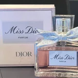 Miss Dior духи 1