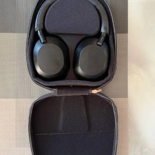 Sony WH-1000XM5 headphones