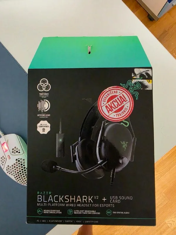 Наушники Razer BlackShark v2 с USB звуковой картой и микрофоном 1