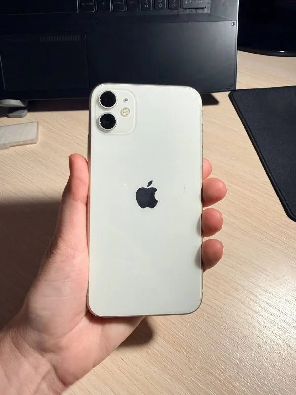 iPhone 11, 128 ГБ, белый 1