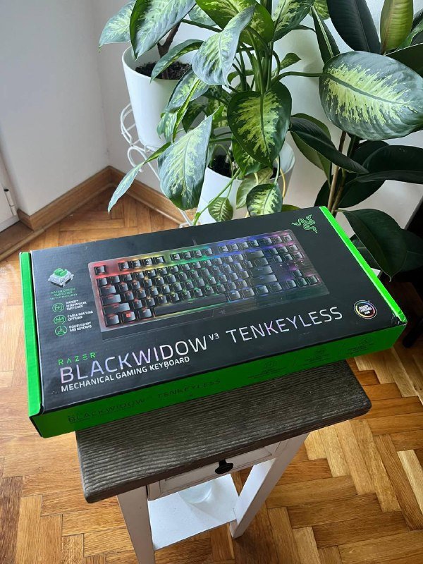Игровая механическая клавиатура Razer BlackWidow V3 Tenkeyless