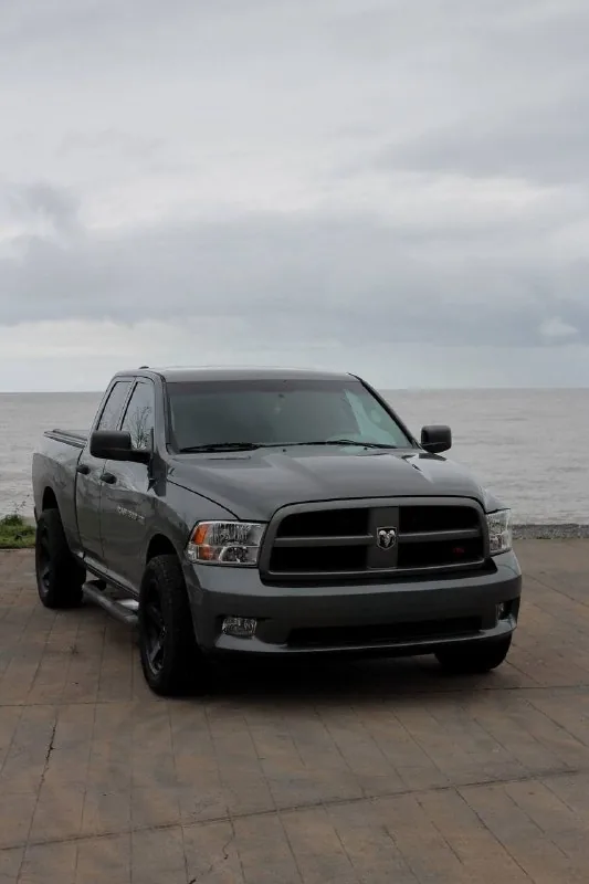 Dodge Ram 1500 2012 9