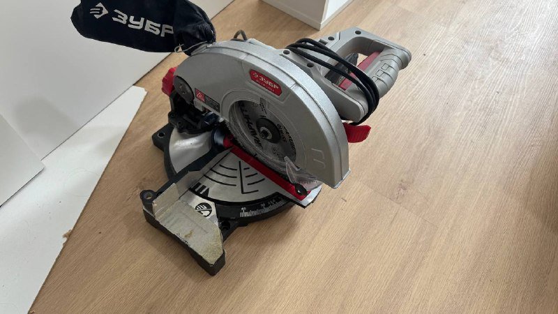 Пила торцовочная ЗУБР