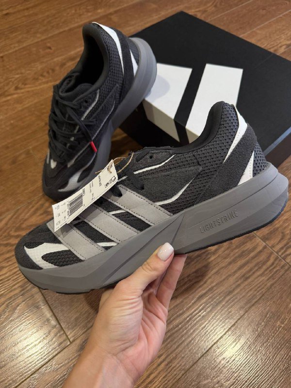 Мужские кроссовки Adidas