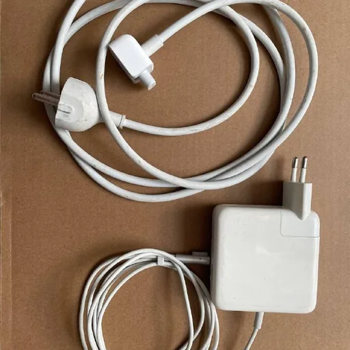 Блок питания Apple A1344 и кабель 1.8 м