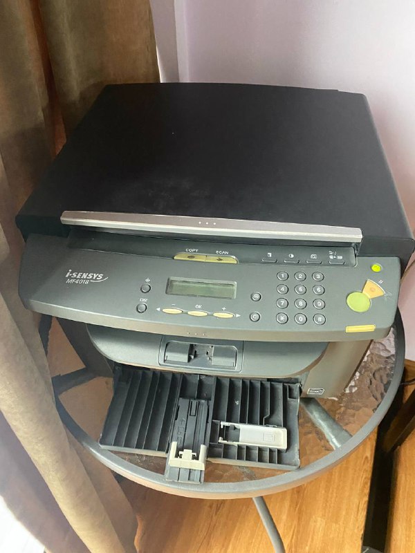 МФУ Canon в хорошем состоянии