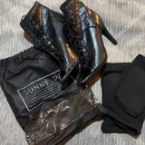 Women's high-heeled ankle boots 1