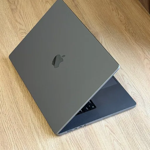 MacBook Pro 16″ M1 Pro 16 ГБ 1 ТБ