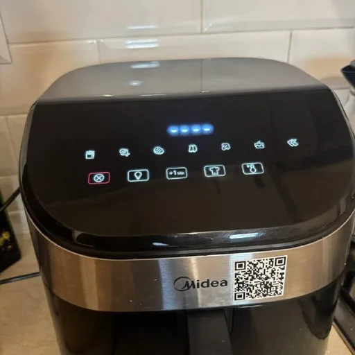 Аэрогриль Midea, ветровка Canterbury, БАДы