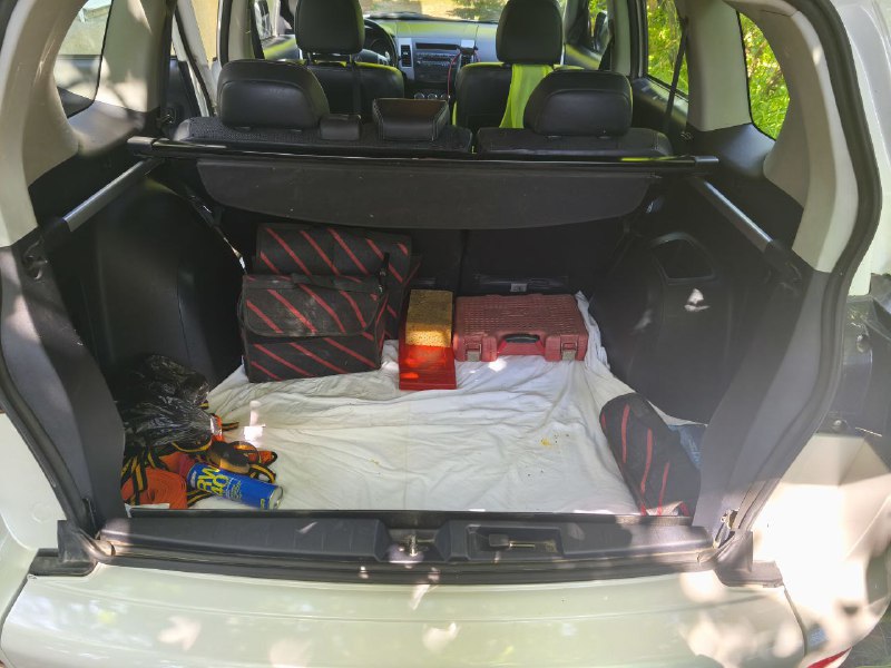 Peugeot 4007 2012 года 8